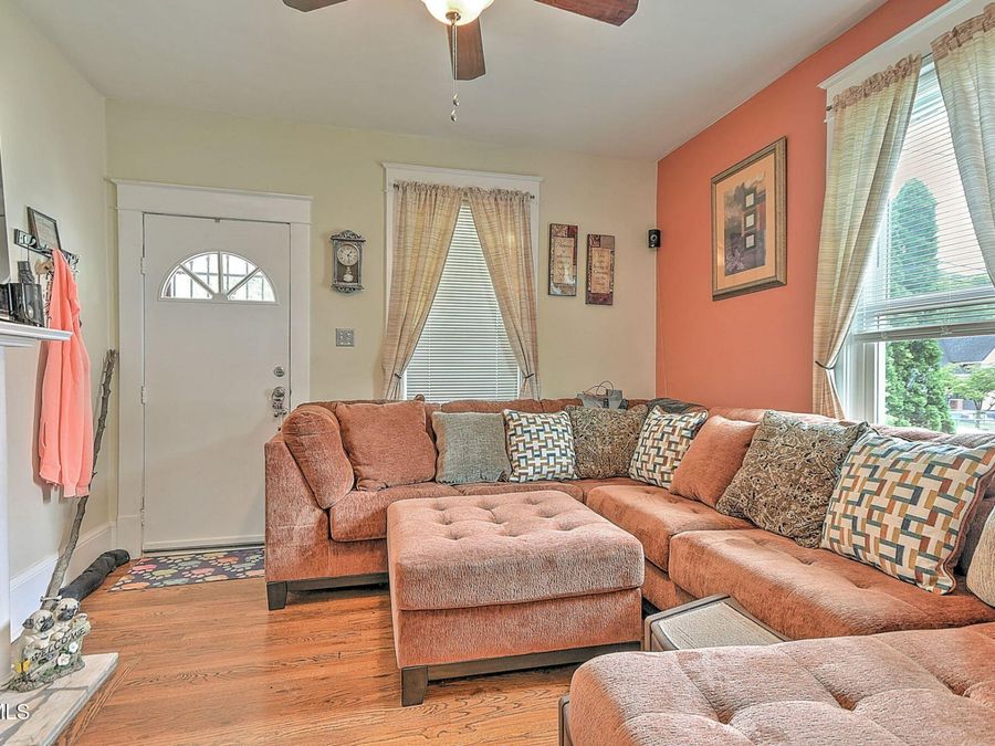 Property Image 6