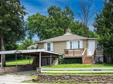 61 H Street, Lake Lotawana, MO 64086