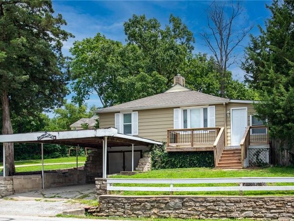 61 H Street, Lake Lotawana, MO 64086