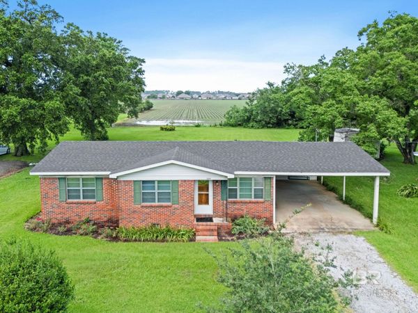1078 S Magnolia Street, Loxley, AL 36551