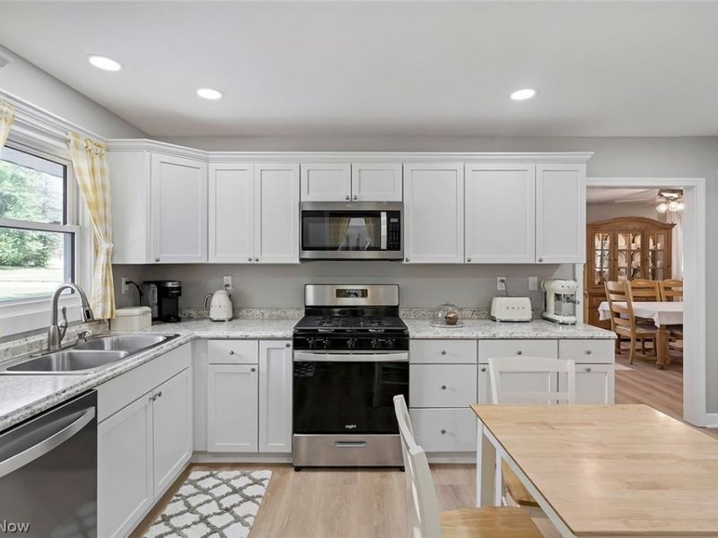 8041 Timberlane, Warren, OH 44484 Photo 11