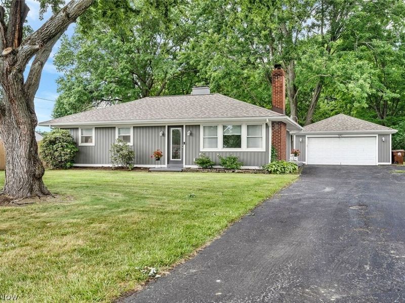 8041 Timberlane, Warren, OH 44484 Photo 2