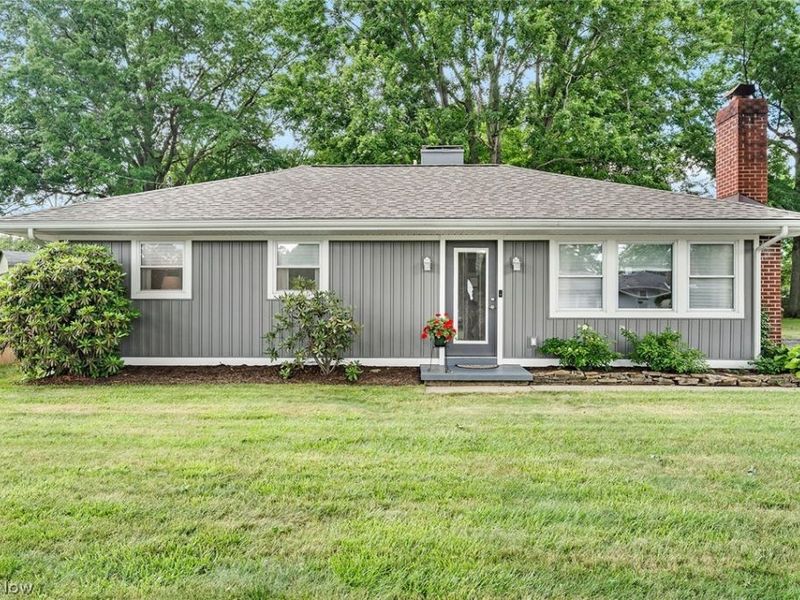 8041 Timberlane, Warren, OH 44484 Photo 3