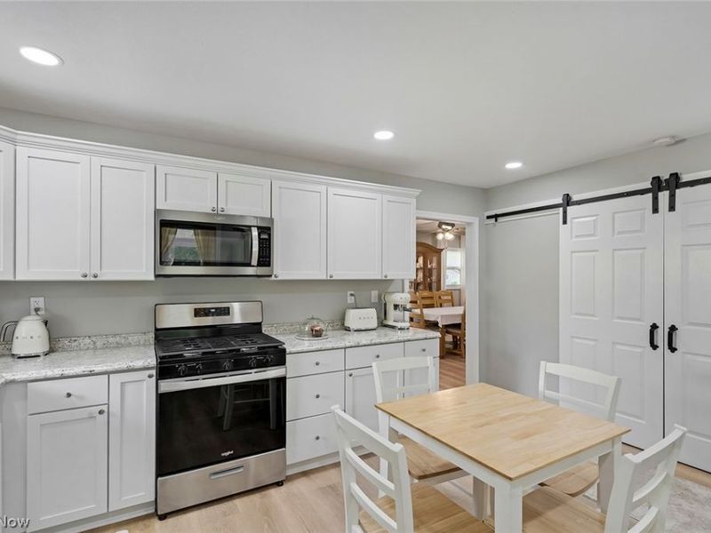 8041 Timberlane, Warren, OH 44484 Photo 9
