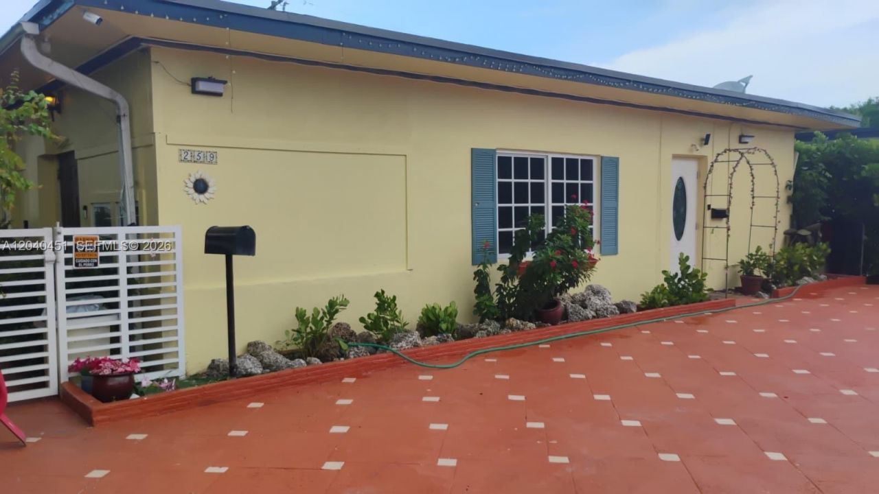 259 NE 111th St, Miami, FL 33161 Photo