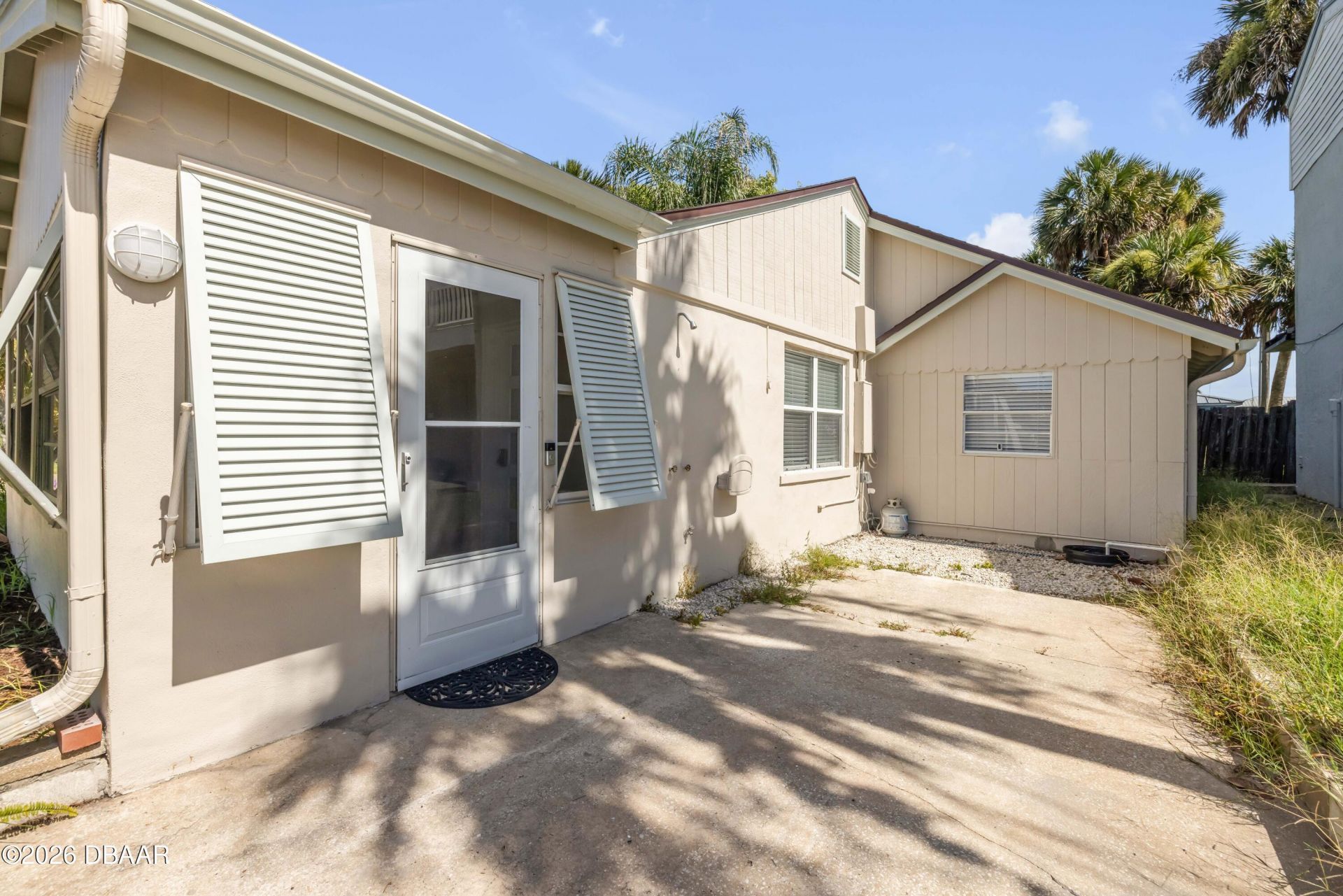 308 Due East Street, New Smyrna Beach, FL 32169 Photo