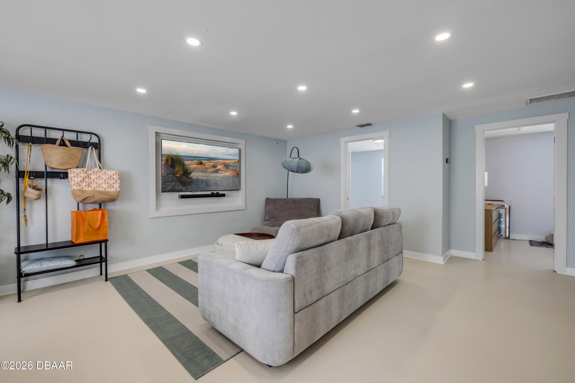 308 Due East Street, New Smyrna Beach, FL 32169 Photo