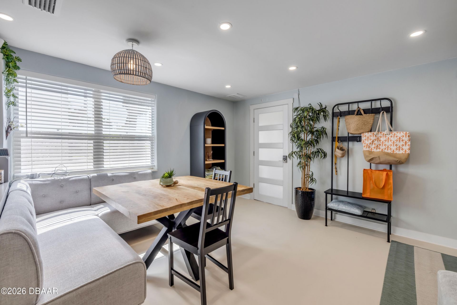 308 Due East Street, New Smyrna Beach, FL 32169 Photo
