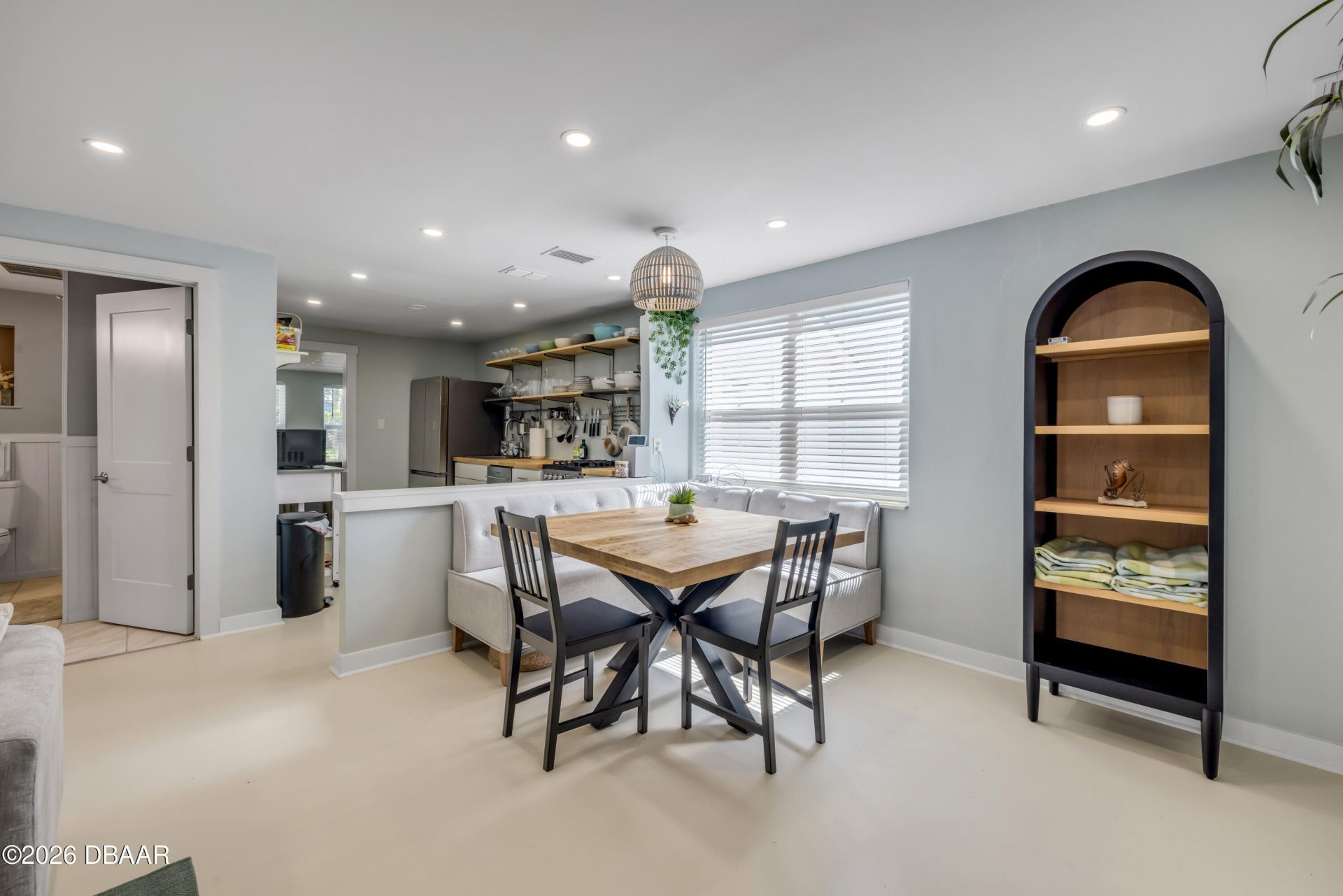 308 Due East Street, New Smyrna Beach, FL 32169 Photo