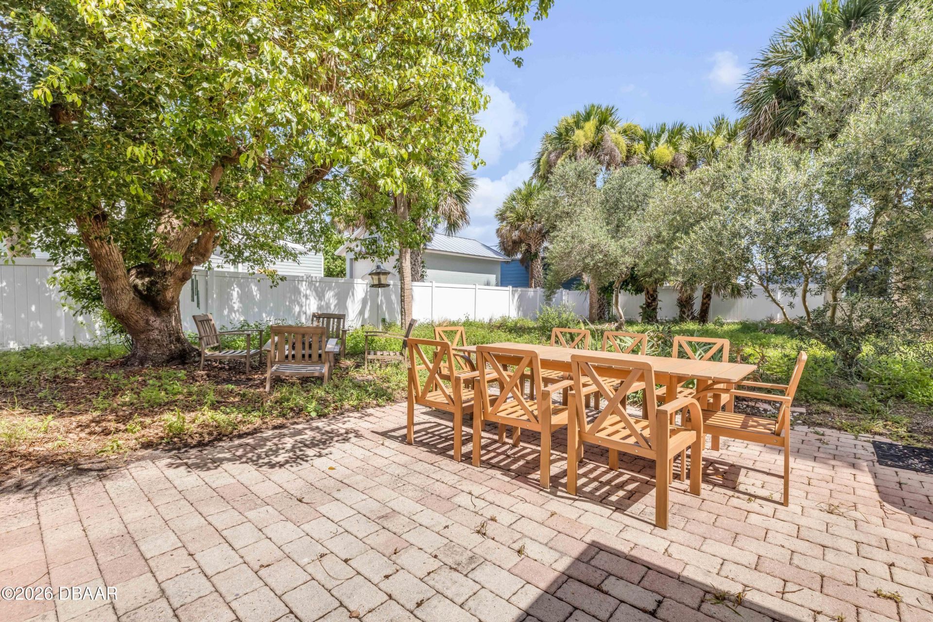 308 Due East Street, New Smyrna Beach, FL 32169 Photo