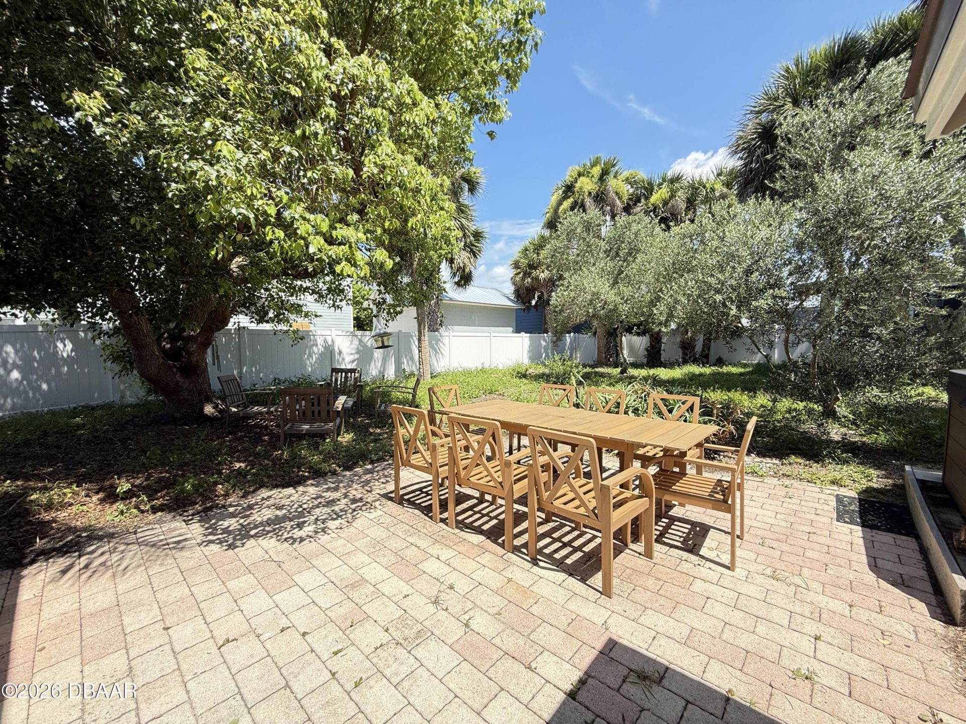 308 Due East Street, New Smyrna Beach, FL 32169 Photo