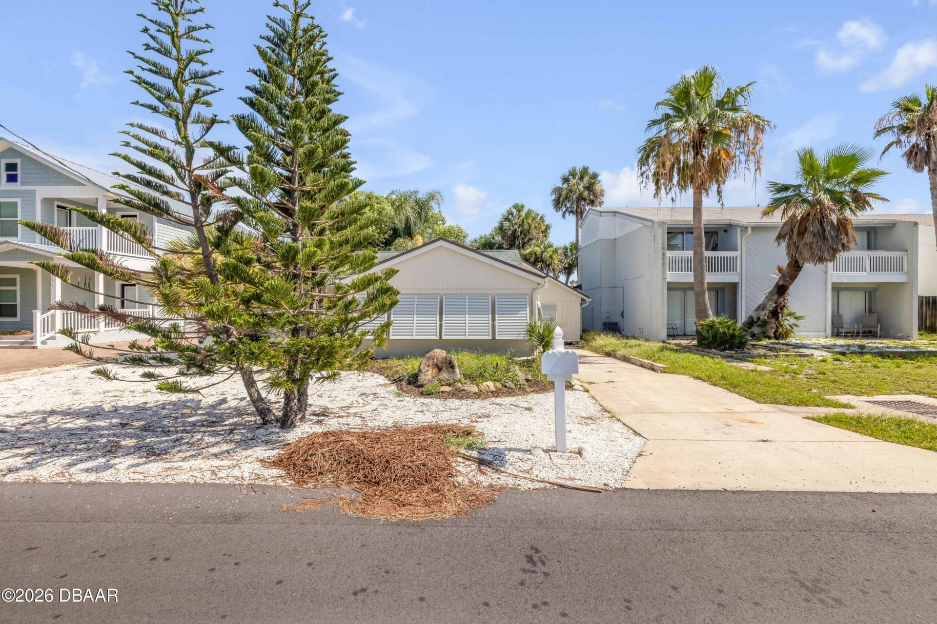 308 Due East Street, New Smyrna Beach, FL 32169 Photo