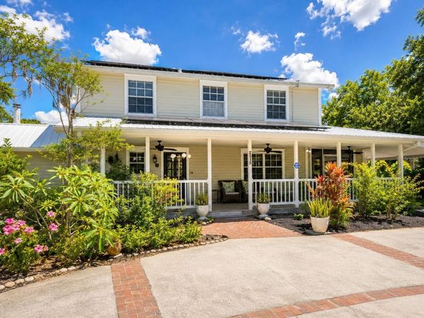 2515 16TH AVENUE DRIVE E, BRADENTON, FL 34208