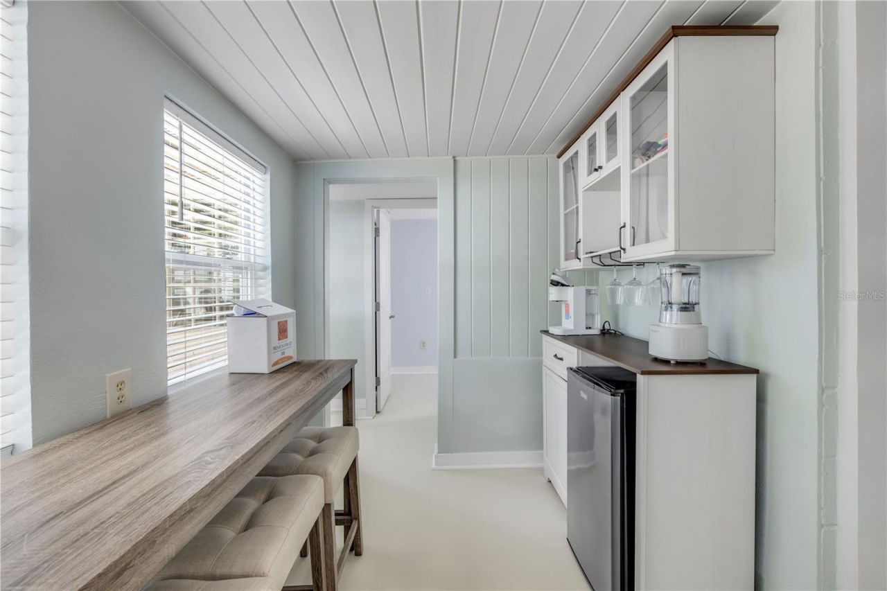 308 Due East Street , New Smyrna Beach, FL 32169 Photo