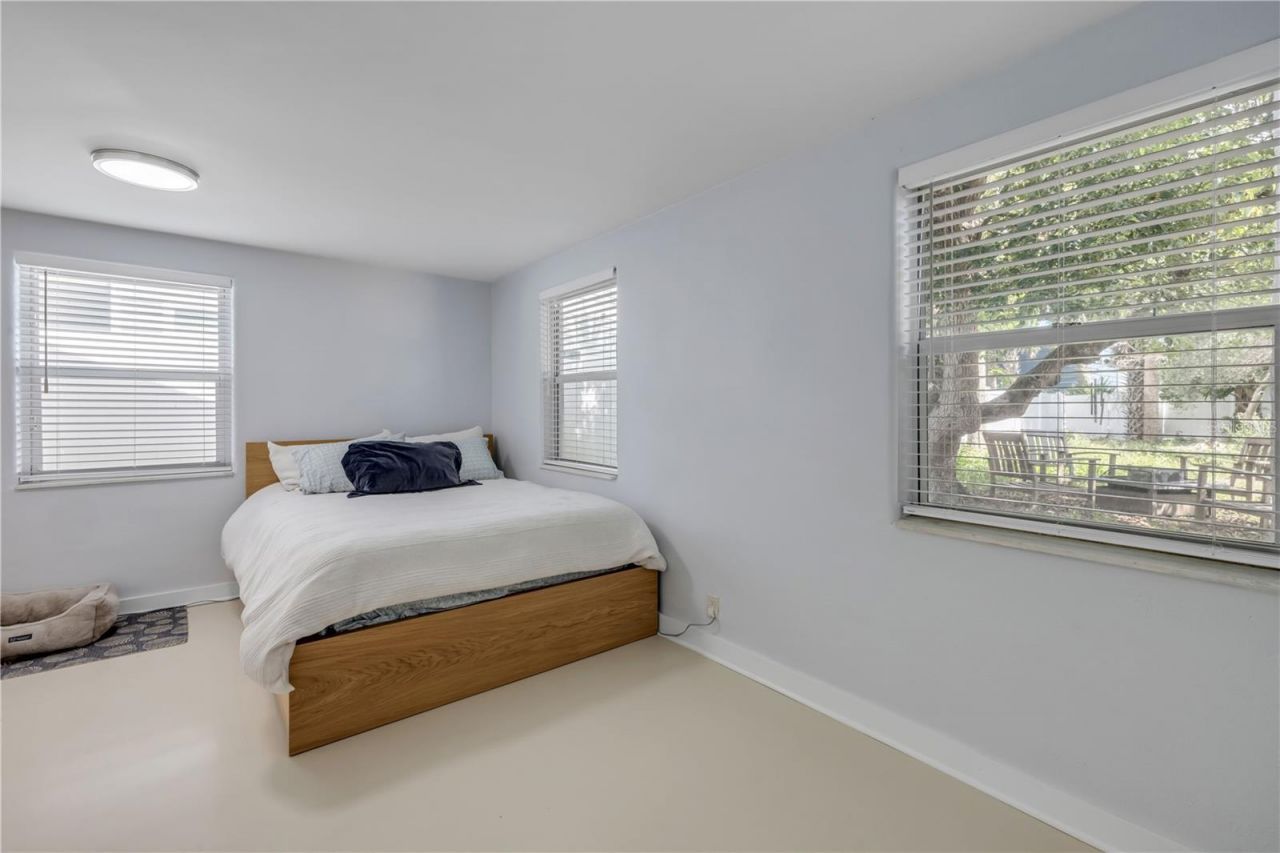 308 Due East Street , New Smyrna Beach, FL 32169 Photo