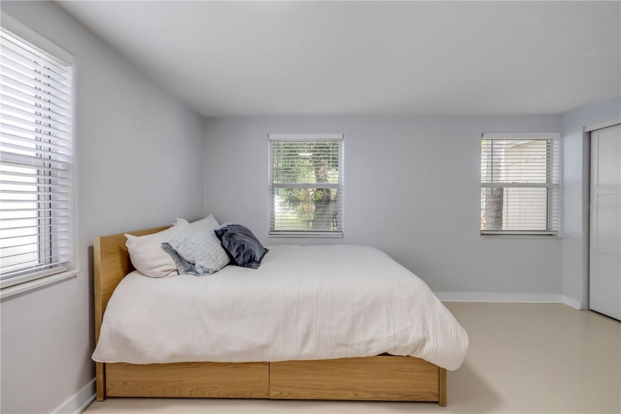 308 Due East Street , New Smyrna Beach, FL 32169 Photo