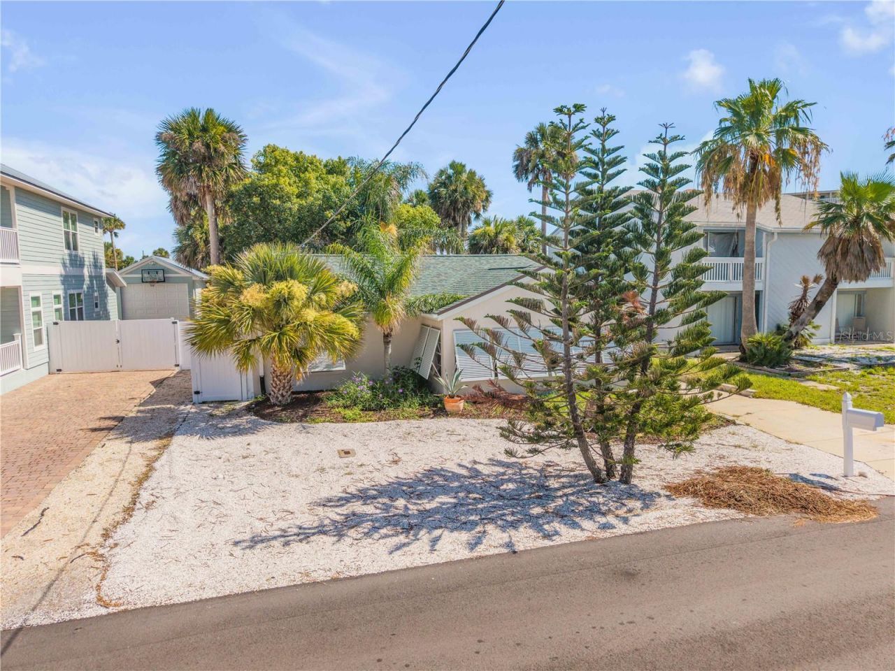 308 Due East Street , New Smyrna Beach, FL 32169 Photo