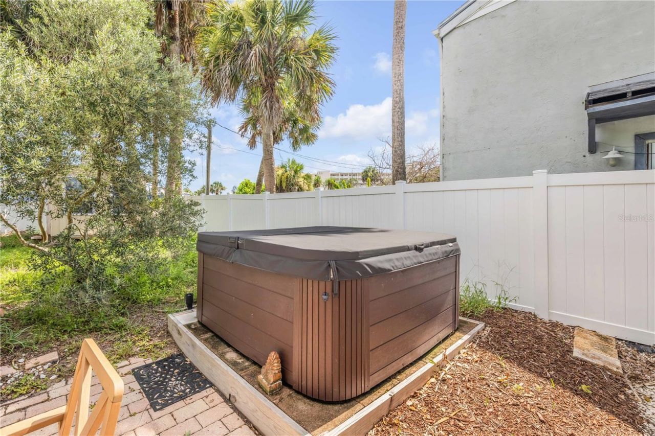 308 Due East Street , New Smyrna Beach, FL 32169 Photo