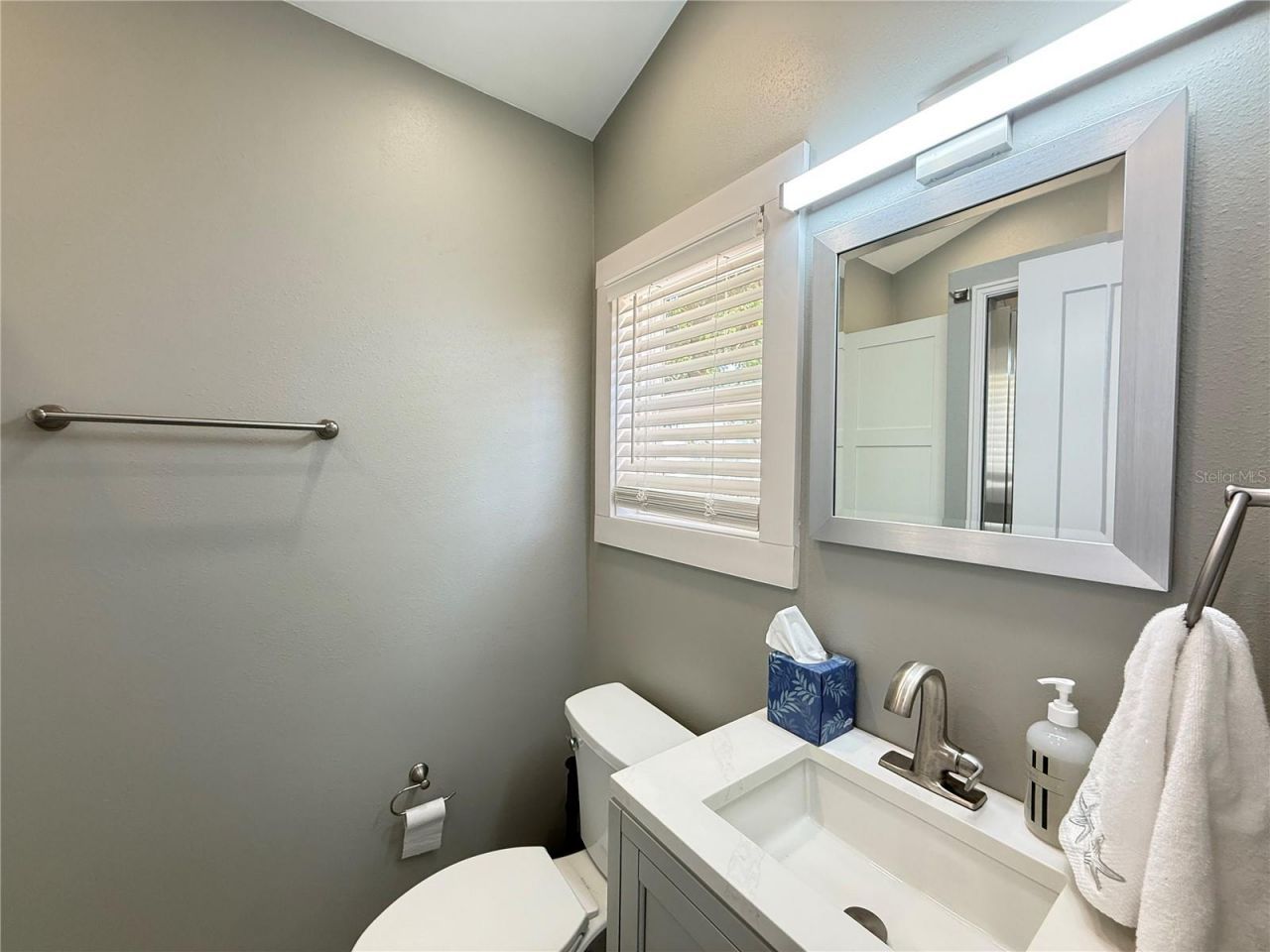 308 Due East Street , New Smyrna Beach, FL 32169 Photo