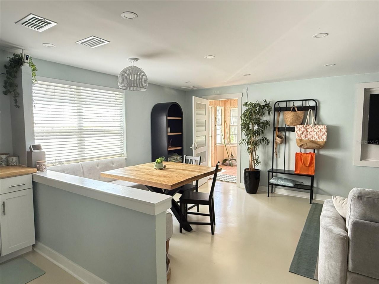 308 Due East Street , New Smyrna Beach, FL 32169 Photo