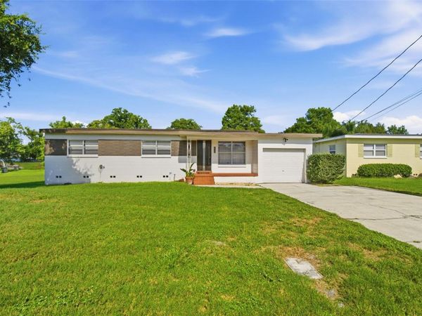 832 THALIA DRIVE , ORLANDO, FL 32807