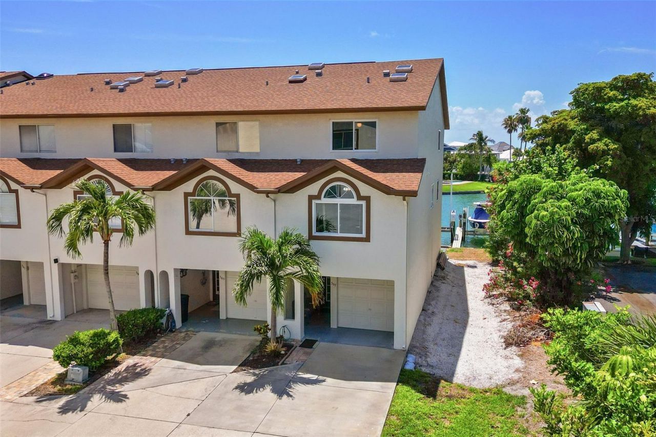 367 Madeira Circle, Tierra Verde, FL 33715 Photo