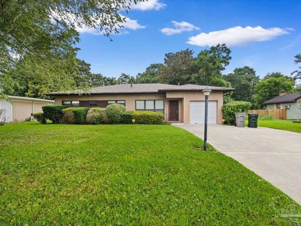 53 Adkinson Dr, Pensacola, FL 32506
