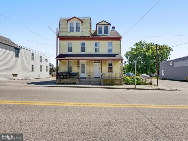 522-526 BOUNDARY E, YORK, PA 17403