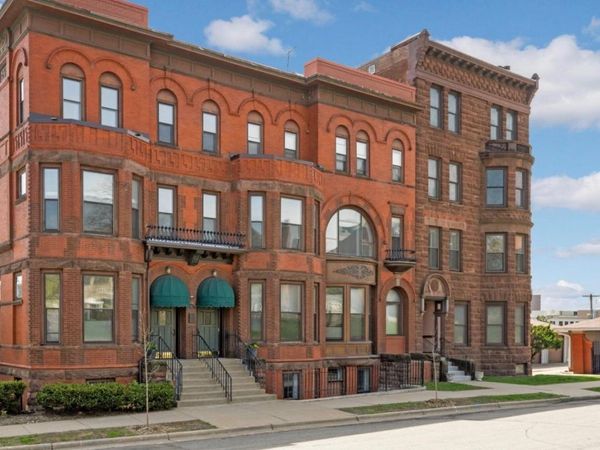 162 College Avenue W, Unit 2, Saint Paul, MN 55102