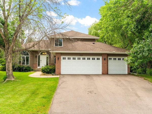 8901 Dunbar Knoll N, Brooklyn Park, MN 55443
