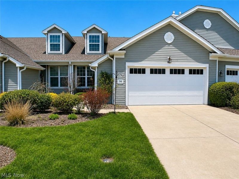 546 Hyannis Port Circle, Avon Lake, OH 44012 Photo 2