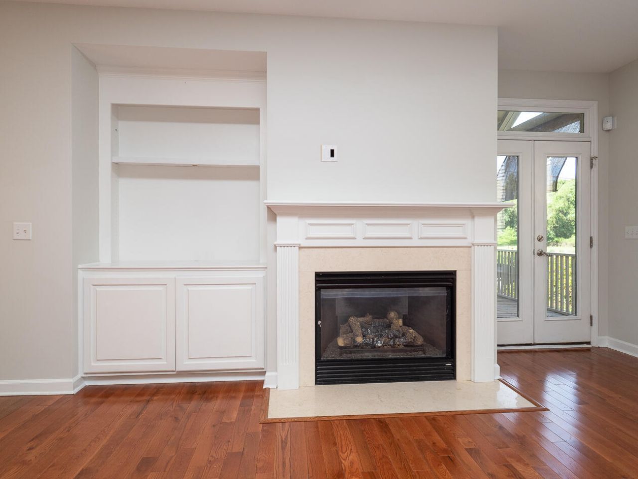 3040 Treadwell Street Photo 22