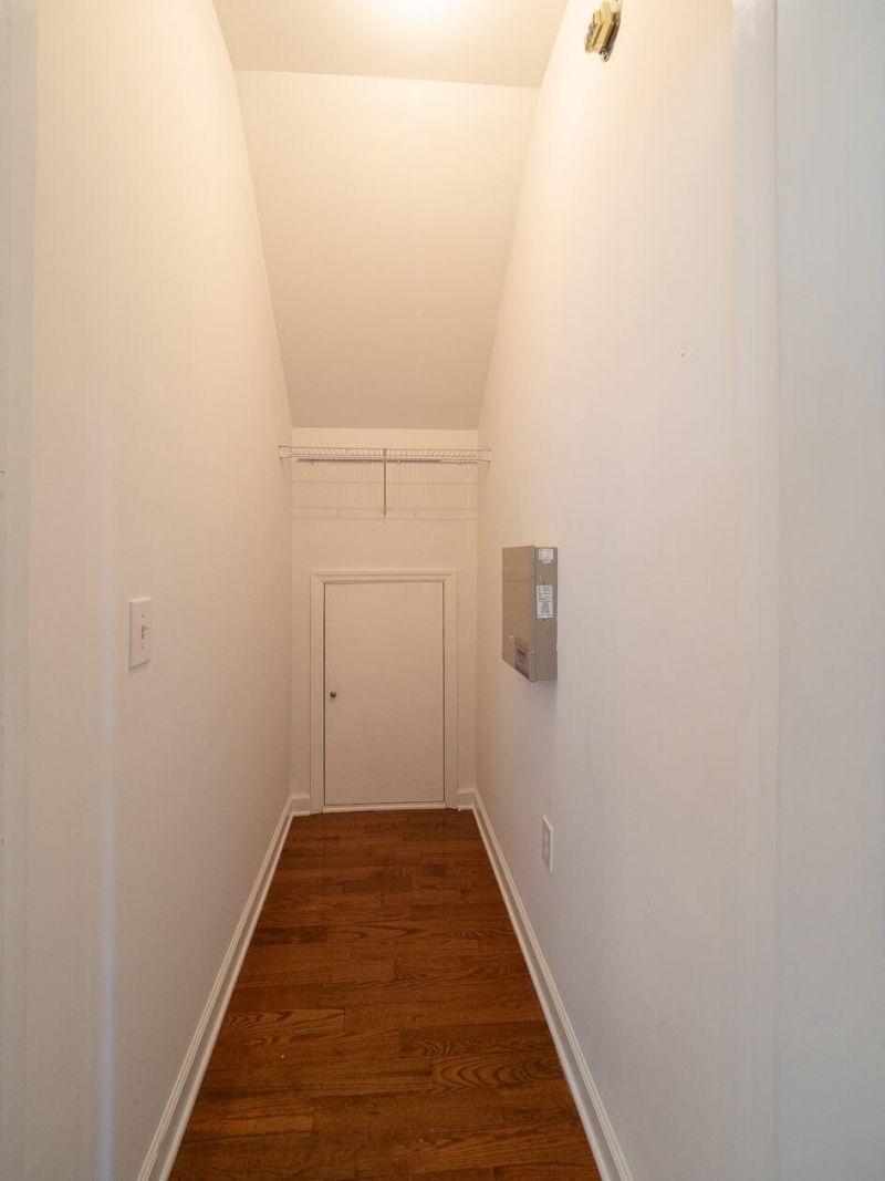 3040 Treadwell Street Photo 24