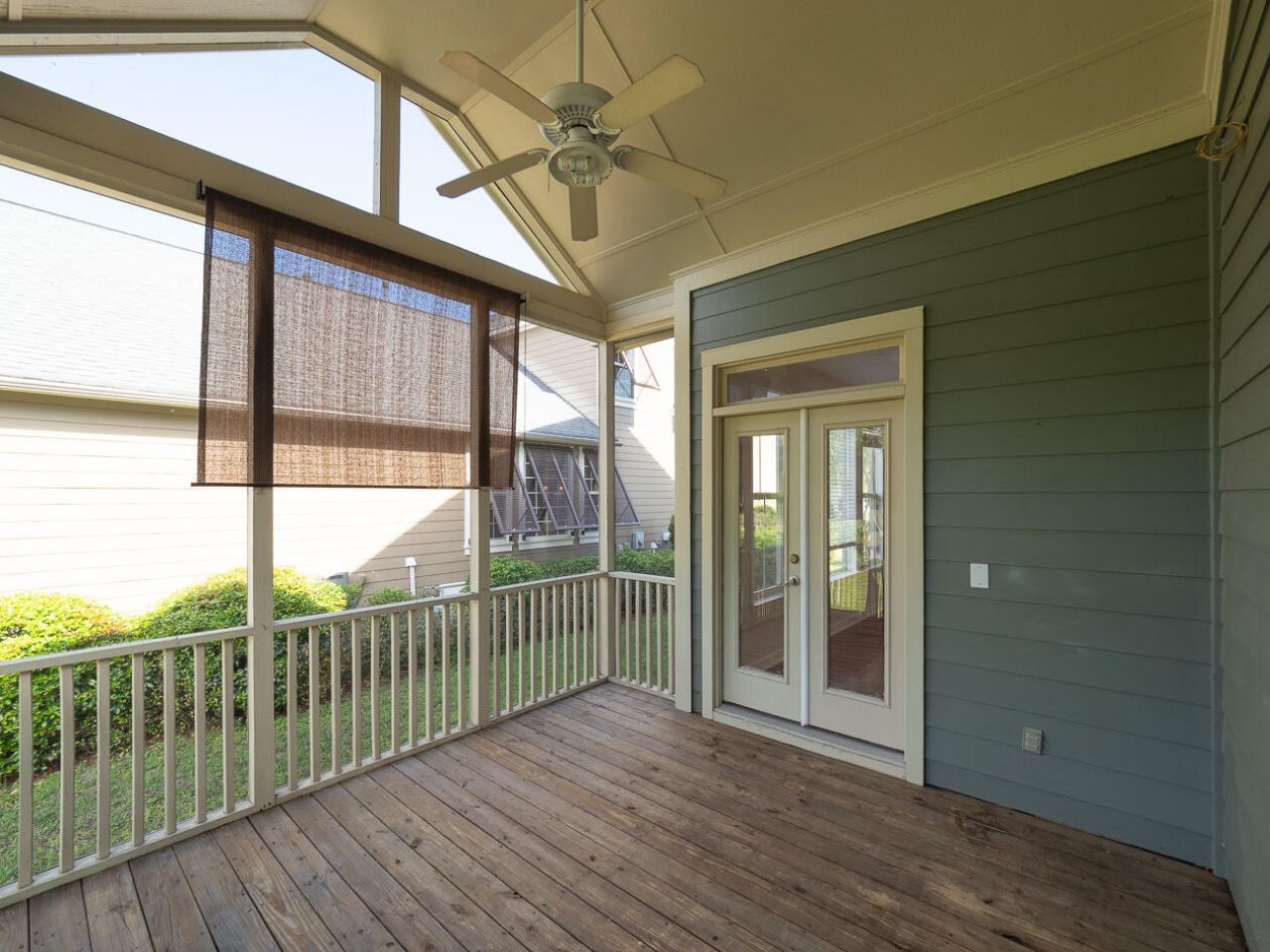 3040 Treadwell Street Photo 26