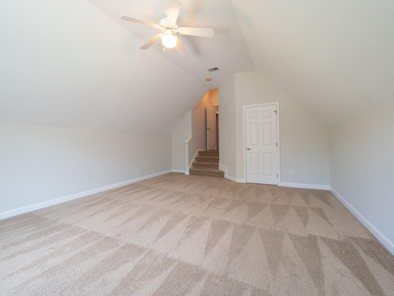 3040 Treadwell Street Photo 43