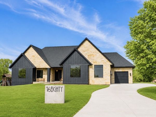 1680 Timberlake Run , Cedar Rapids, IA 52403
