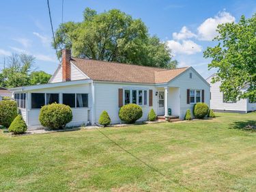 603 GIBBONS AVE, ELKTON, VA 22827
