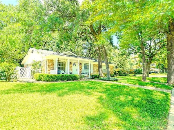 721 Fouts Drive, Irving, TX 75061