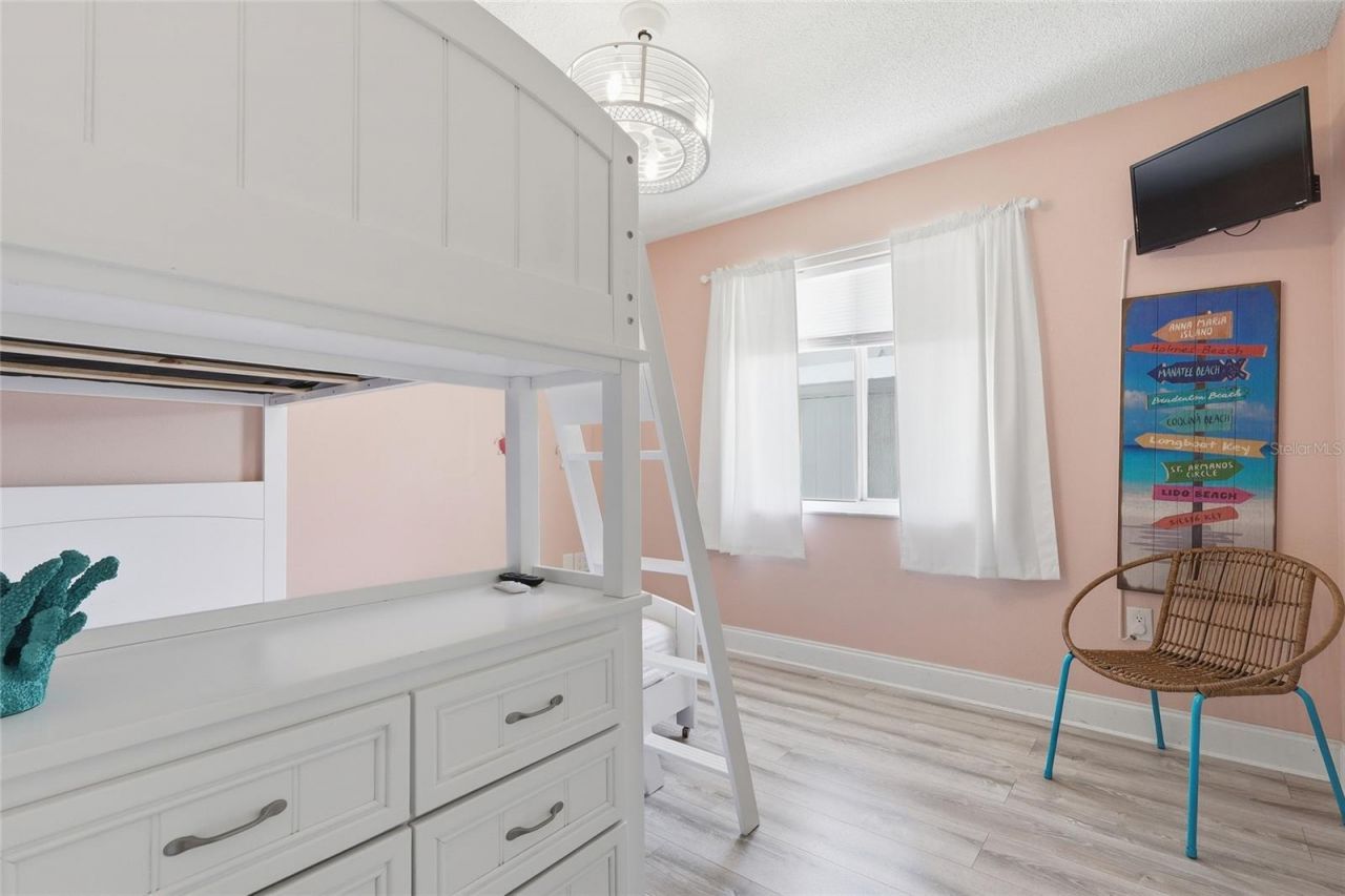 207 71st Street, Unit E, Holmes Beach, FL 34217 Photo