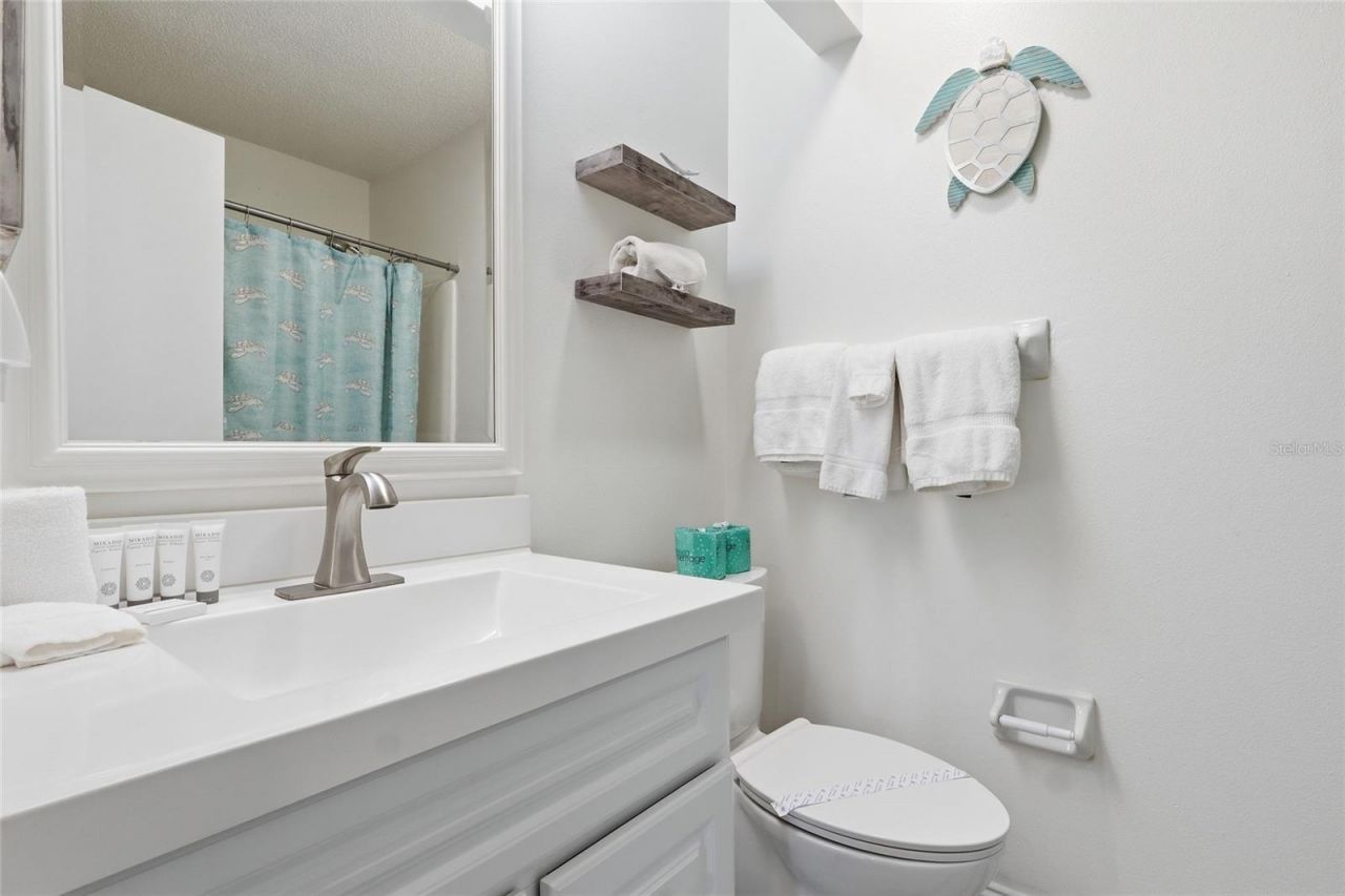 207 71st Street, Unit E, Holmes Beach, FL 34217 Photo