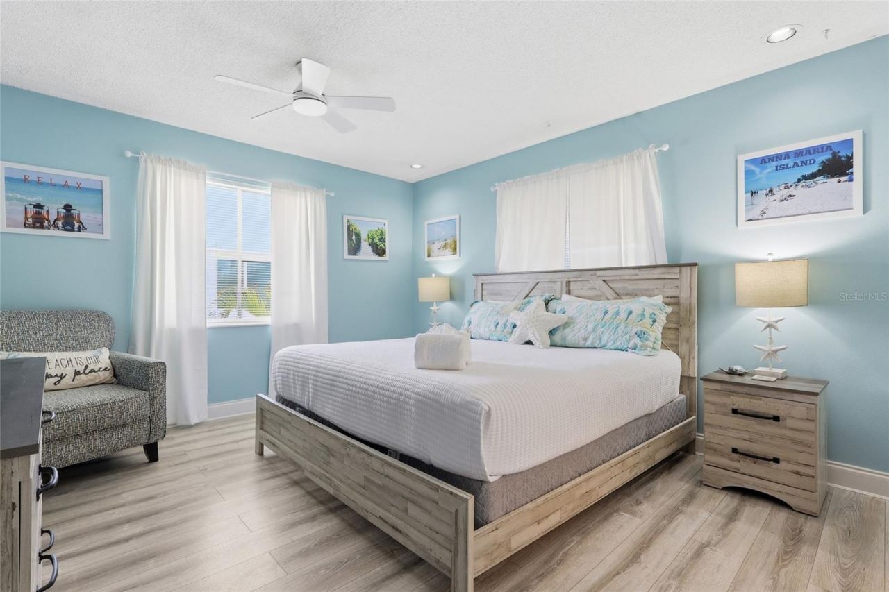 207 71st Street, Unit E, Holmes Beach, FL 34217 Photo