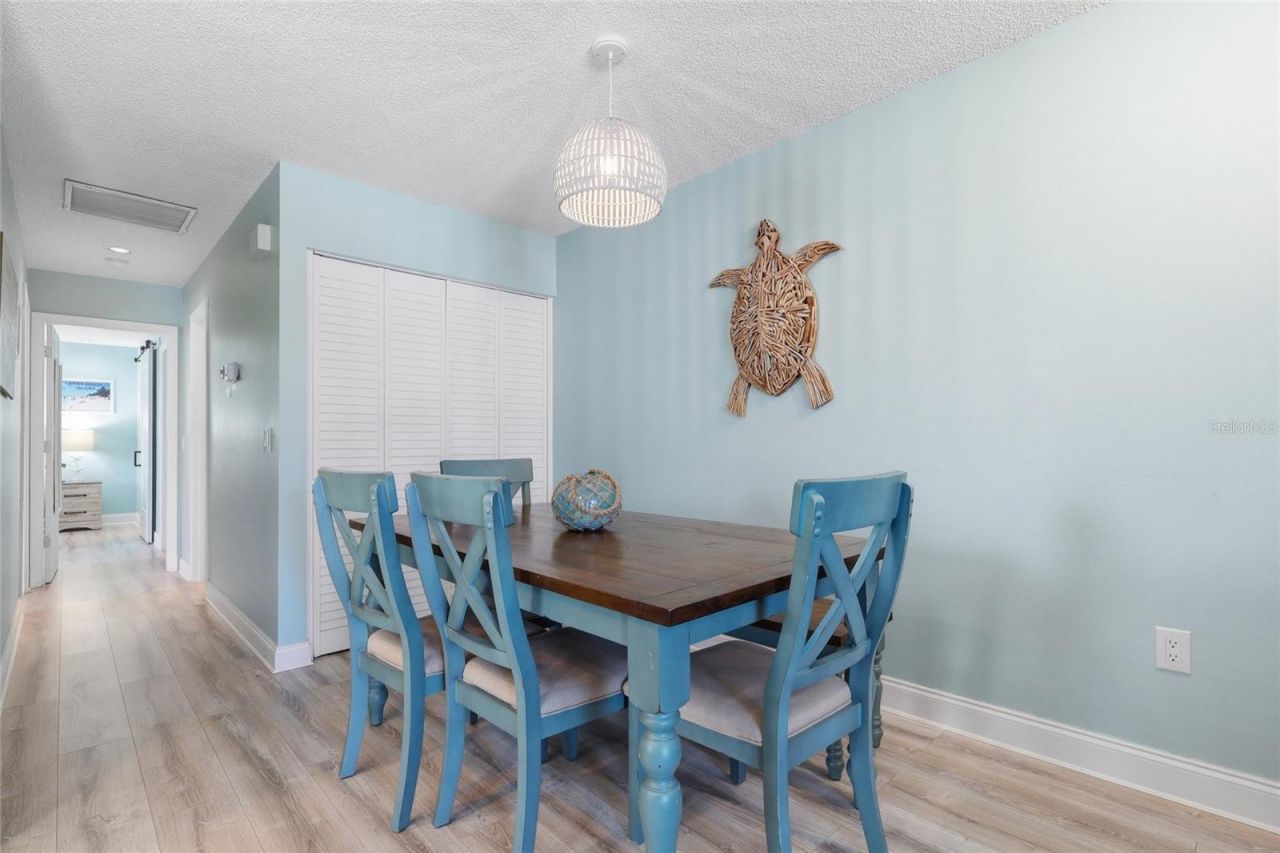207 71st Street, Unit E, Holmes Beach, FL 34217 Photo