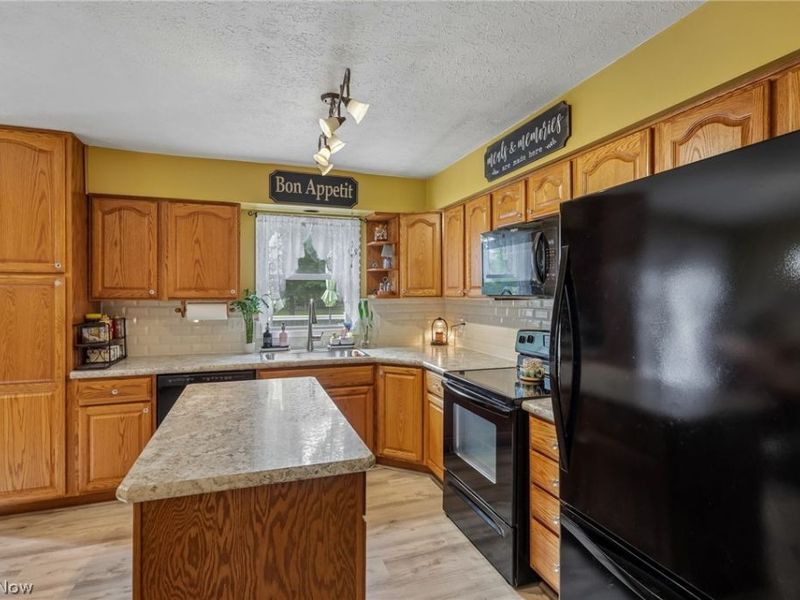 9632 Omega Court, Mentor, OH 44060 Photo 18