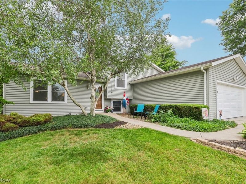 9632 Omega Court, Mentor, OH 44060 Photo 2