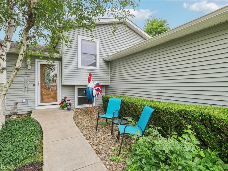 9632 Omega Court, Mentor, OH 44060 Photo 3