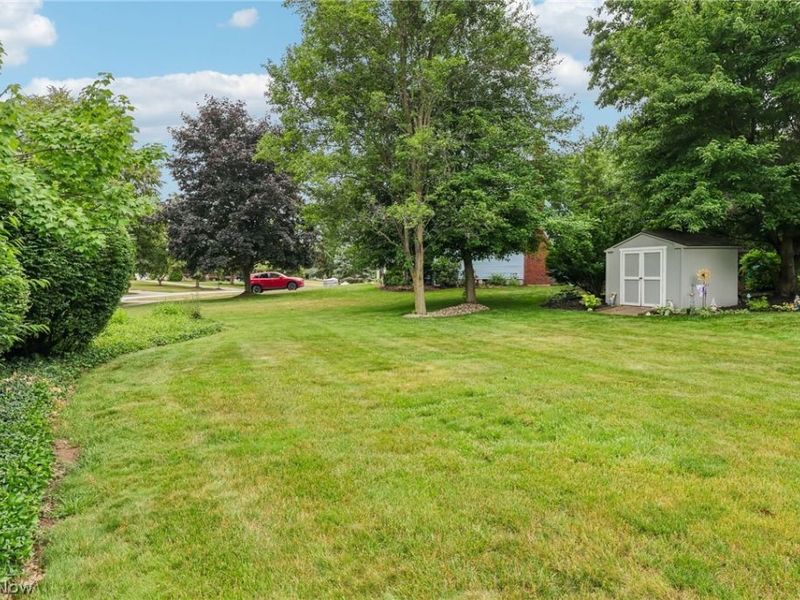 9632 Omega Court, Mentor, OH 44060 Photo 6