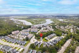 401 Topsail Court photo 4
