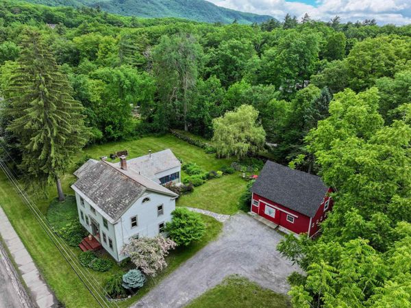 464 East Main Street, Middlebury, VT 05753