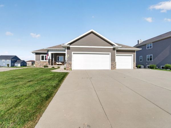 301 Liberty Park Drive, Oregon, WI 53575