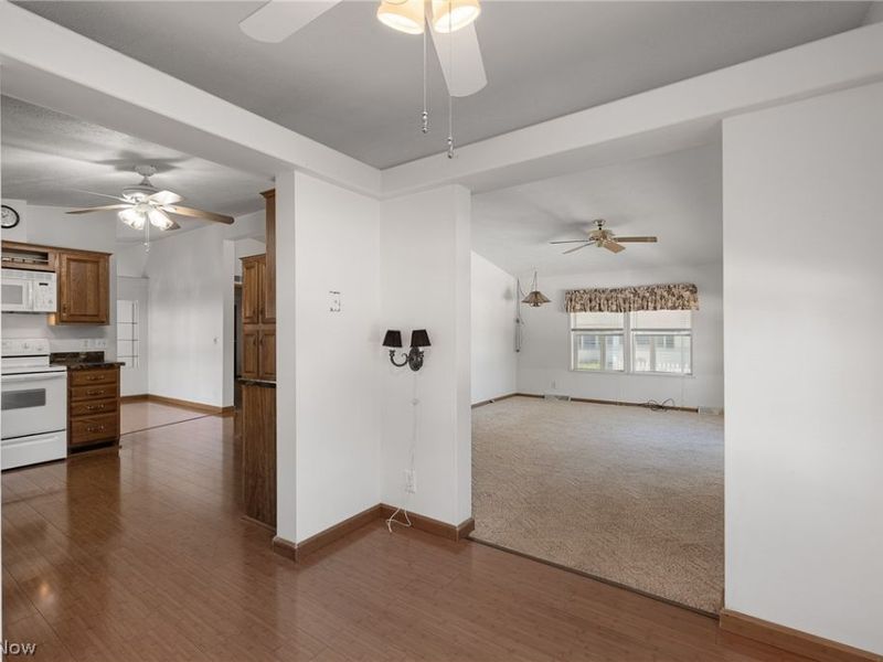 45 Periwinkle Drive, Olmsted Township, OH 44138 Photo 13